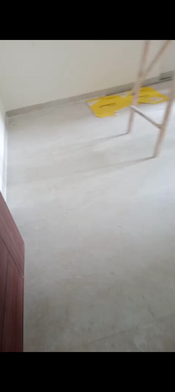 Room in 1 BHK Apartment at Accord Bindra One, Andheri East – for Rent