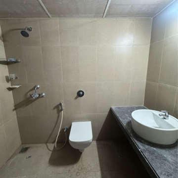 Bathroom in 3 BHK Apartment at Runwal My City Phase II Cluster 05, Usarghar Gaon – for Rent