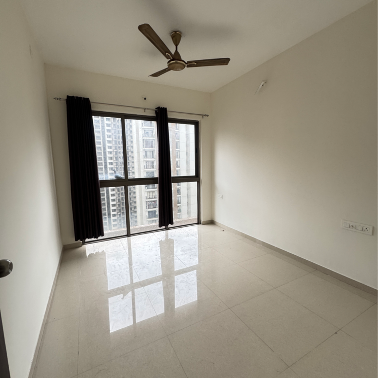 Room, runwal-my-city-phase-ii-cluster-05 3 Bedroom 777 Sq.Ft. Apartment In Usarghar Gaon Thane 8995728
