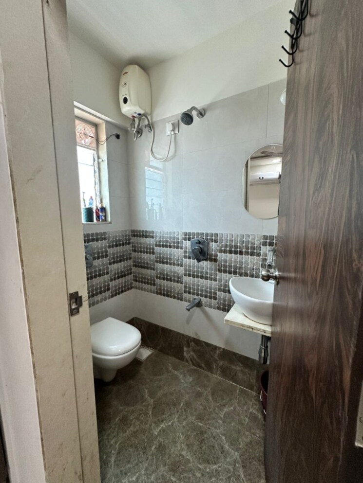 Bathroom, drishti-heights 1 Bedroom 400 Sq.Ft. Apartment In Andheri East Mumbai 8995732