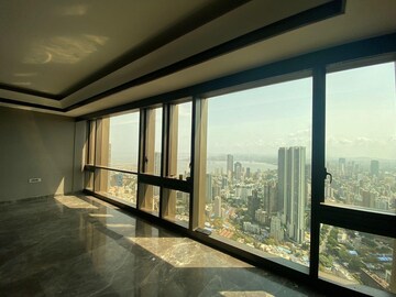 Room in 5 BHK Apartment at Lodha Trump Tower, Worli – for Rent