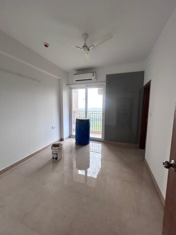 Room in 3.5 BHK Apartment at ATS Homekraft Pious Hideaways, Sector 150 – for Rent