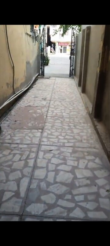 Balcony in 1 BHK Builder Floor at Vaishali Sector 3a – for Sale