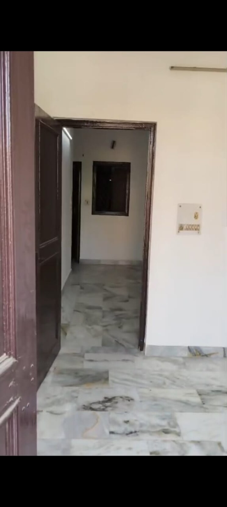 undefined, vaishali sector 3a 1 Bedroom 65 Sq.Yd. Builder Floor In Vaishali Sector 3a Ghaziabad 8995782