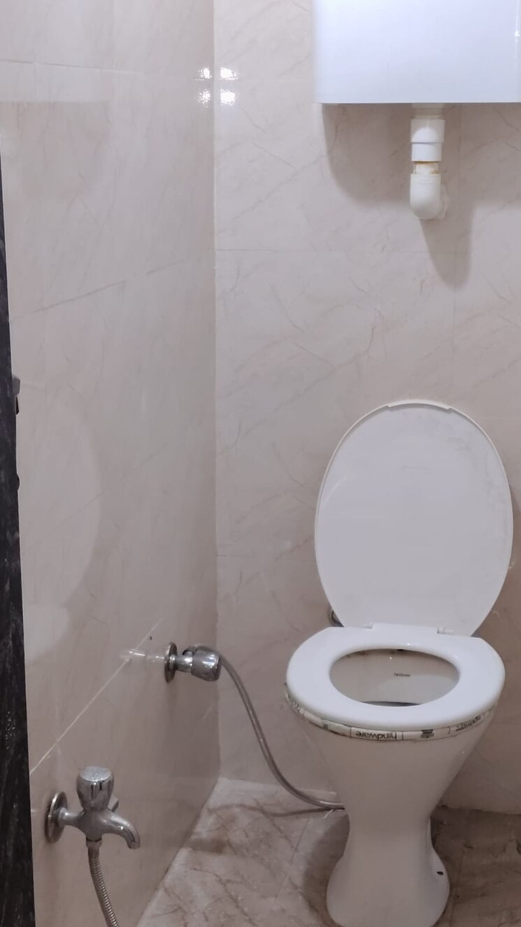 Bathroom, mittal-one-place-wanowrie Commercial Office Space 555 Sq.Ft. In Wanowrie Pune 8995784