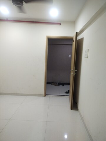 Room in 1 BHK Apartment at Sayba Heritage, Kurla East – for Rent