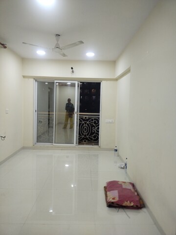 Furnished Amenities in 1 BHK Apartment at Sayba Heritage, Kurla East – for Rent