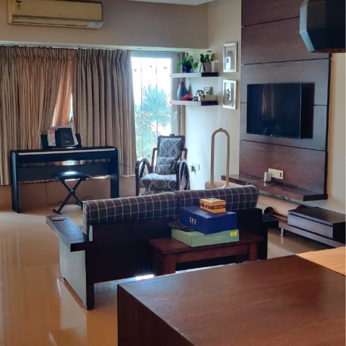 2 BHK + Pooja Room Apartment For Rent in Heritage Apartments Bandra