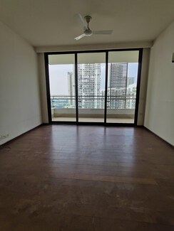4 BHK + Pooja Room,Servant Room,Study Room,Extra Room Apartment For Sale in DLF Privana