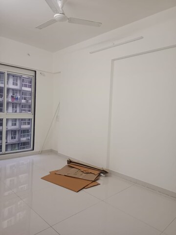 Room in 3 BHK Apartment at Godrej Central, Chembur – for Sale