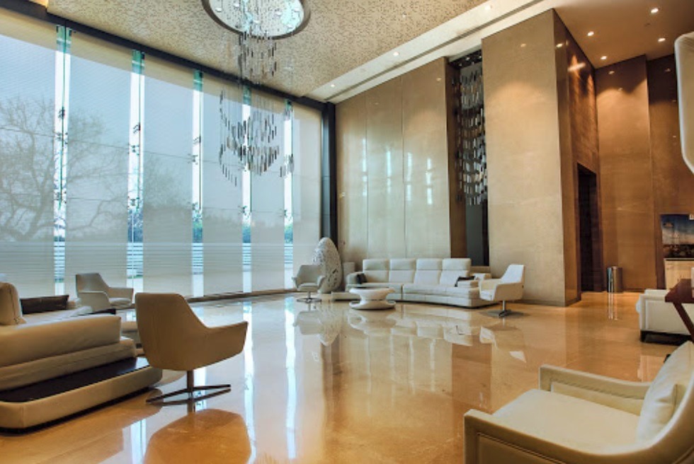 6 BHK + Servant Room 5490 Sq.Ft. Apartment in K Raheja Vivarea