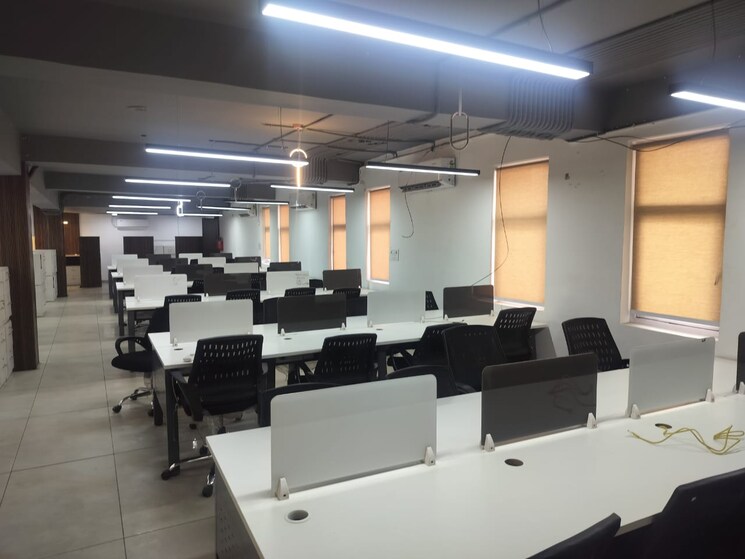 Team Area, sector 2 Commercial Office Space 15000 Sq.Ft. In Sector 2 Noida 8995842