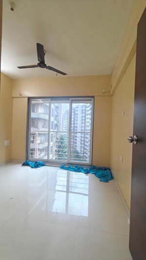 Room in 2 BHK Apartment at Veena Serenity, Chembur – for Sale