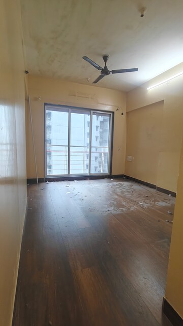 Room in 2 BHK Apartment at Veena Serenity, Chembur – for Sale