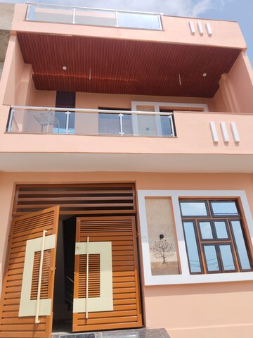4 BHK Villa – Exterior View View at Mohan Road - for Sale