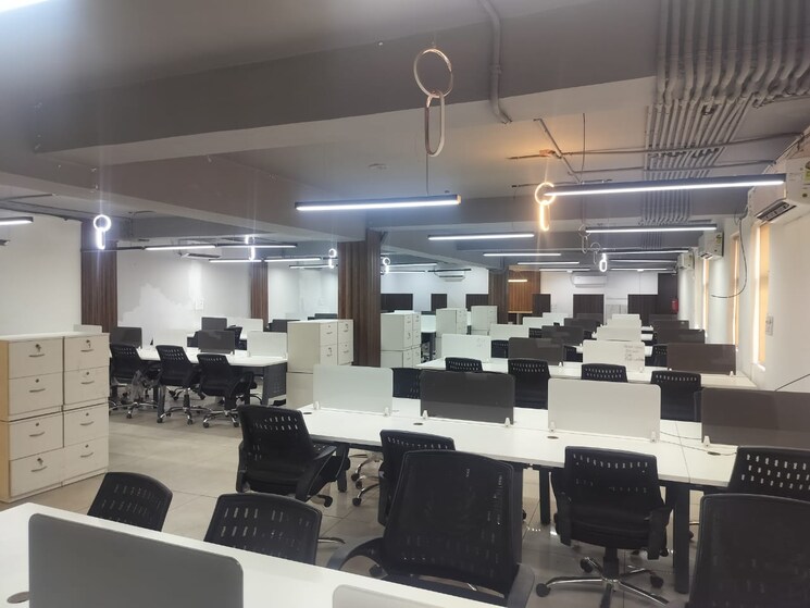 Team Area, sector 16 Commercial Office Space 12000 Sq.Ft. In Sector 16 Noida 8995907