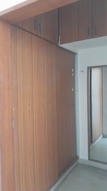 Room in 3 BHK Builder Floor at Unitech South City II, Sector 50 – for Rent