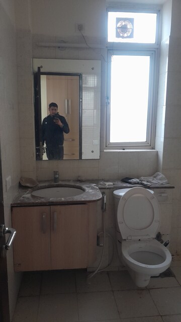Bathroom in 3 BHK Builder Floor at Unitech Woodstock Floors, Sector 50 – for Rent