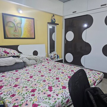Bedroom in 3 BHK Apartment at Pride Purple Topaz Park, Park Street – for Rent