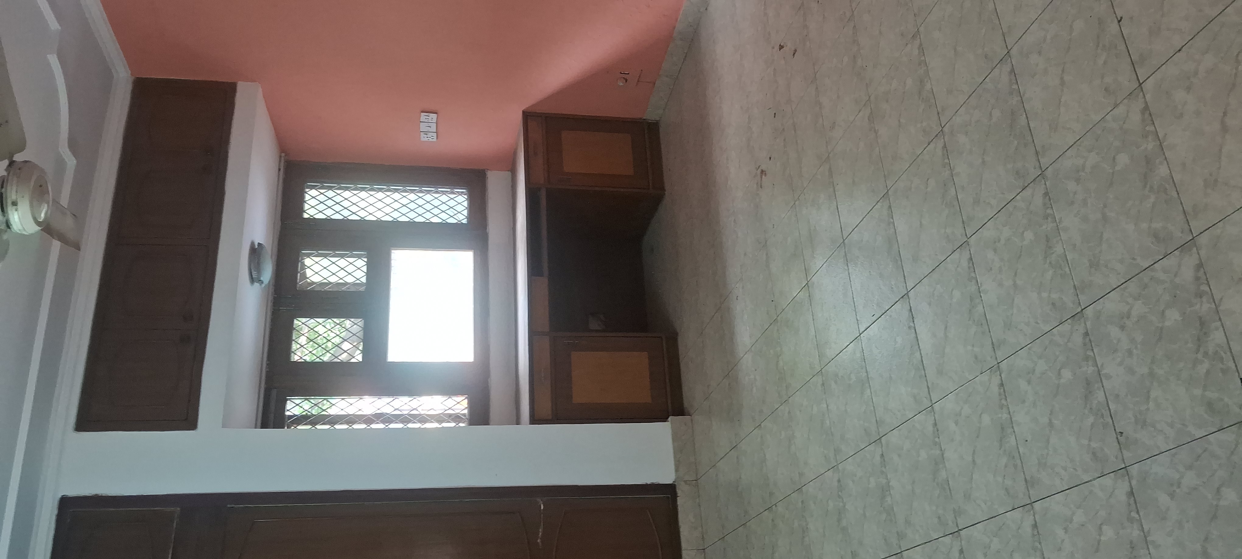 3 BHK + Pooja Room Apartment For Rent in Sarita Vihar