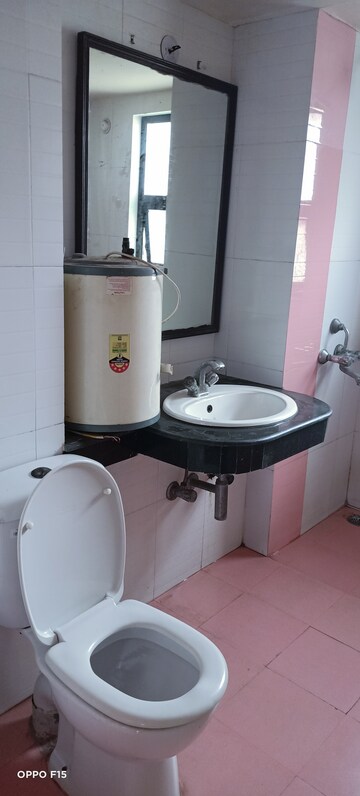 Bathroom in 3 BHK Apartment at Alpha 1 RWA, Alpha 1 Greater Noida – for Sale