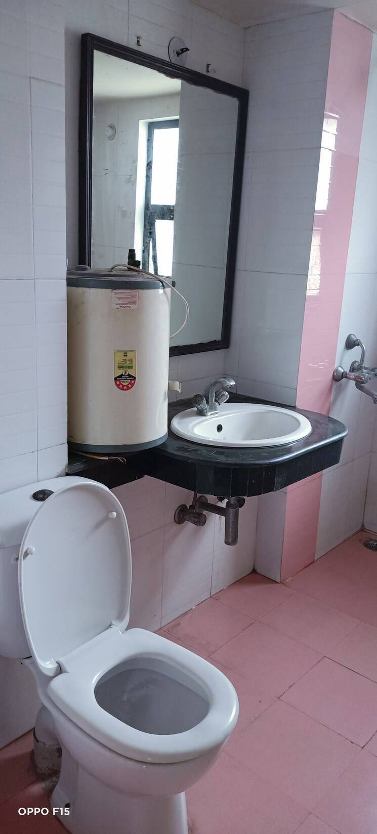 Bathroom, alpha-1-rwa 3 Bedroom 1250 Sq.Ft. Apartment In Alpha 1 Greater Noida Greater Noida 8995904