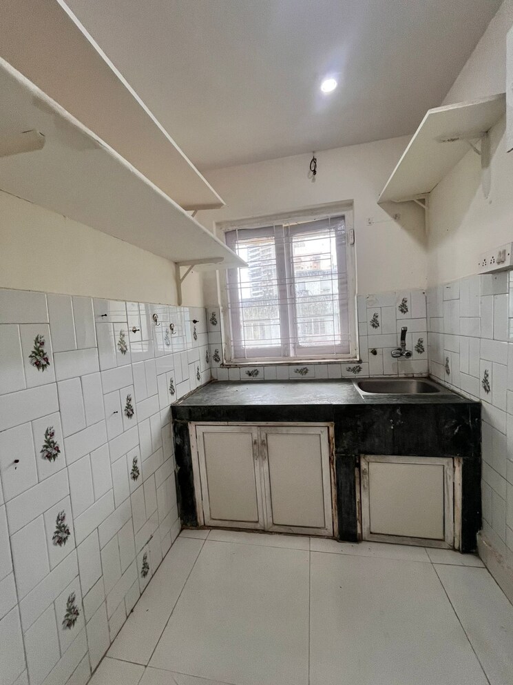 Kitchen, andheri west 1 Bedroom 450 Sq.Ft. Apartment In Andheri West Mumbai 8995949