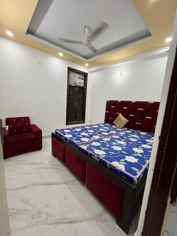 Master Bedroom in 2 BHK Builder Floor at Saket – for Rent