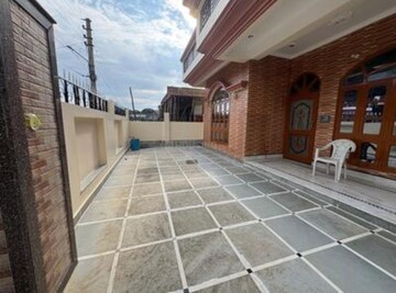 Balcony in 4 BHK Independent House at Sahastradhara Road – for Rent