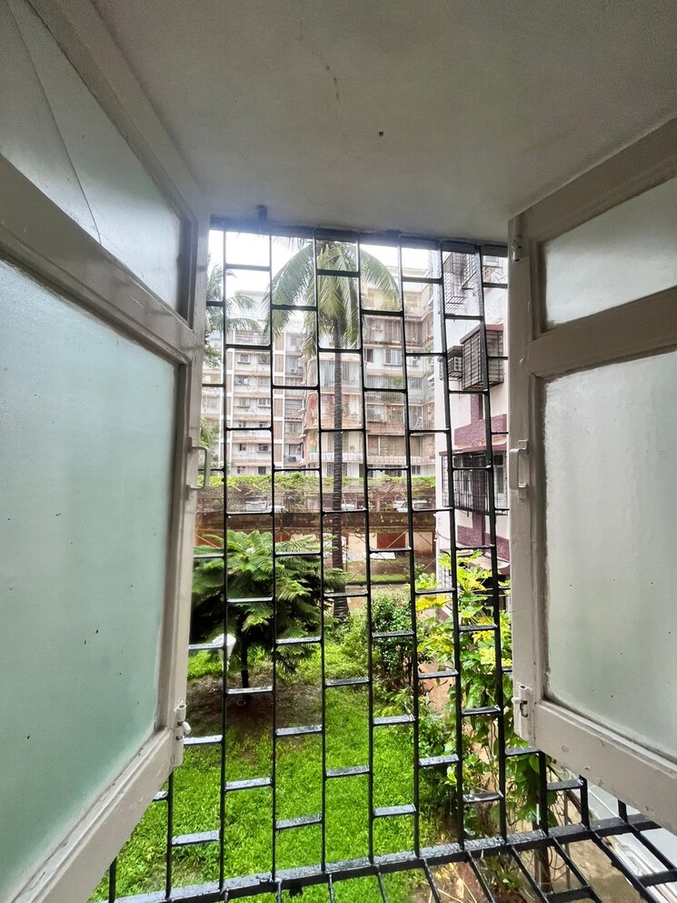 Balcony, andheri west 1 Bedroom 450 Sq.Ft. Apartment In Andheri West Mumbai 8996004
