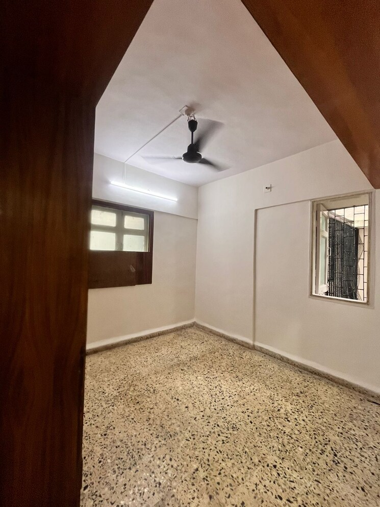 Bedroom, andheri west 1 Bedroom 450 Sq.Ft. Apartment In Andheri West Mumbai 8996004