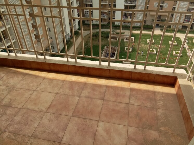 Balcony, puri-pratham 3 Bedroom 1400 Sq.Ft. Apartment In Sector 84 Faridabad 8996015