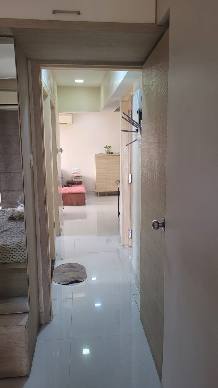 Bathroom, dev-leo-tower 2 Bedroom 670 Sq.Ft. Apartment In Oshiwara Mumbai 8996014