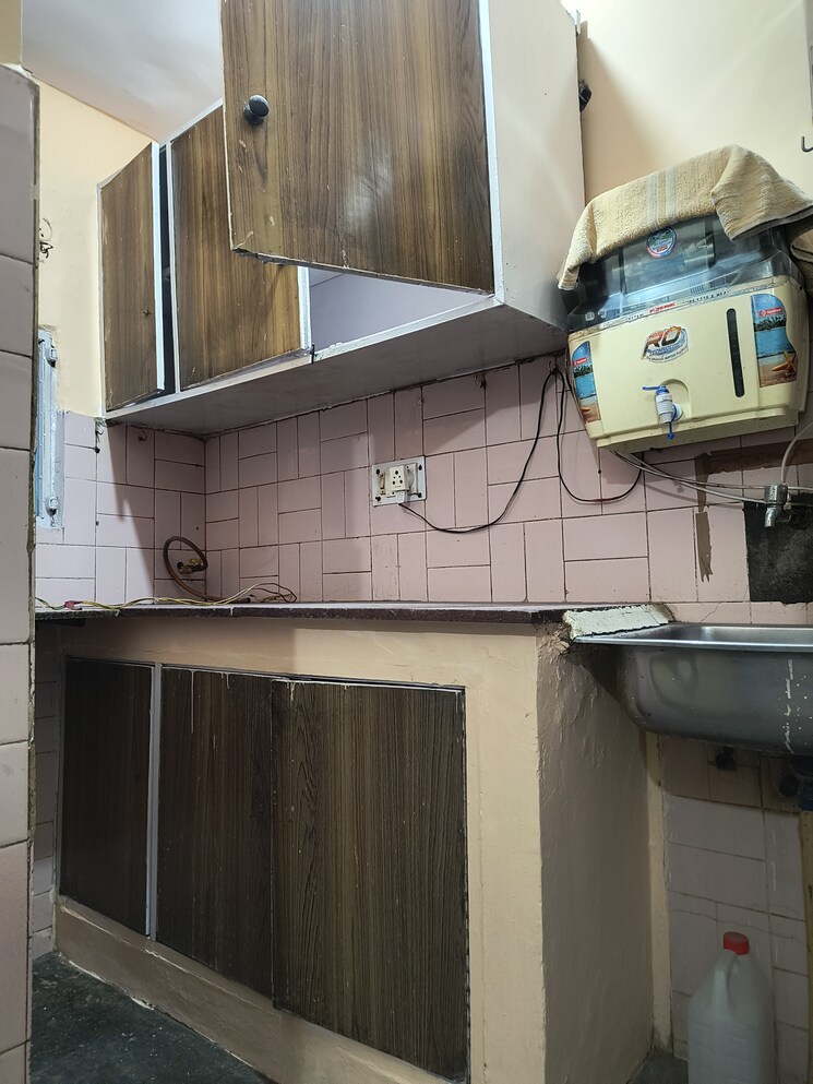 Kitchen, sarita vihar 2 Bedroom 850 Sq.Ft. Apartment In Sarita Vihar Delhi 8996022