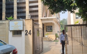 6+ BHK Independent House For Sale in Sector 31