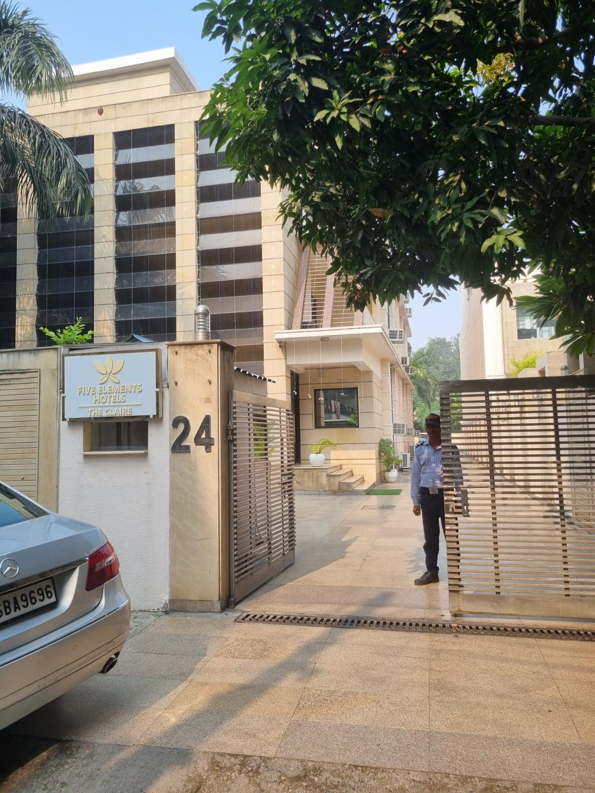 6+ BHK + Servant Room,Extra Room Independent House For Sale in Sector 31