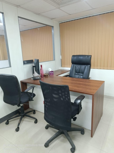 Office Space For Rent in Commercial Complex 