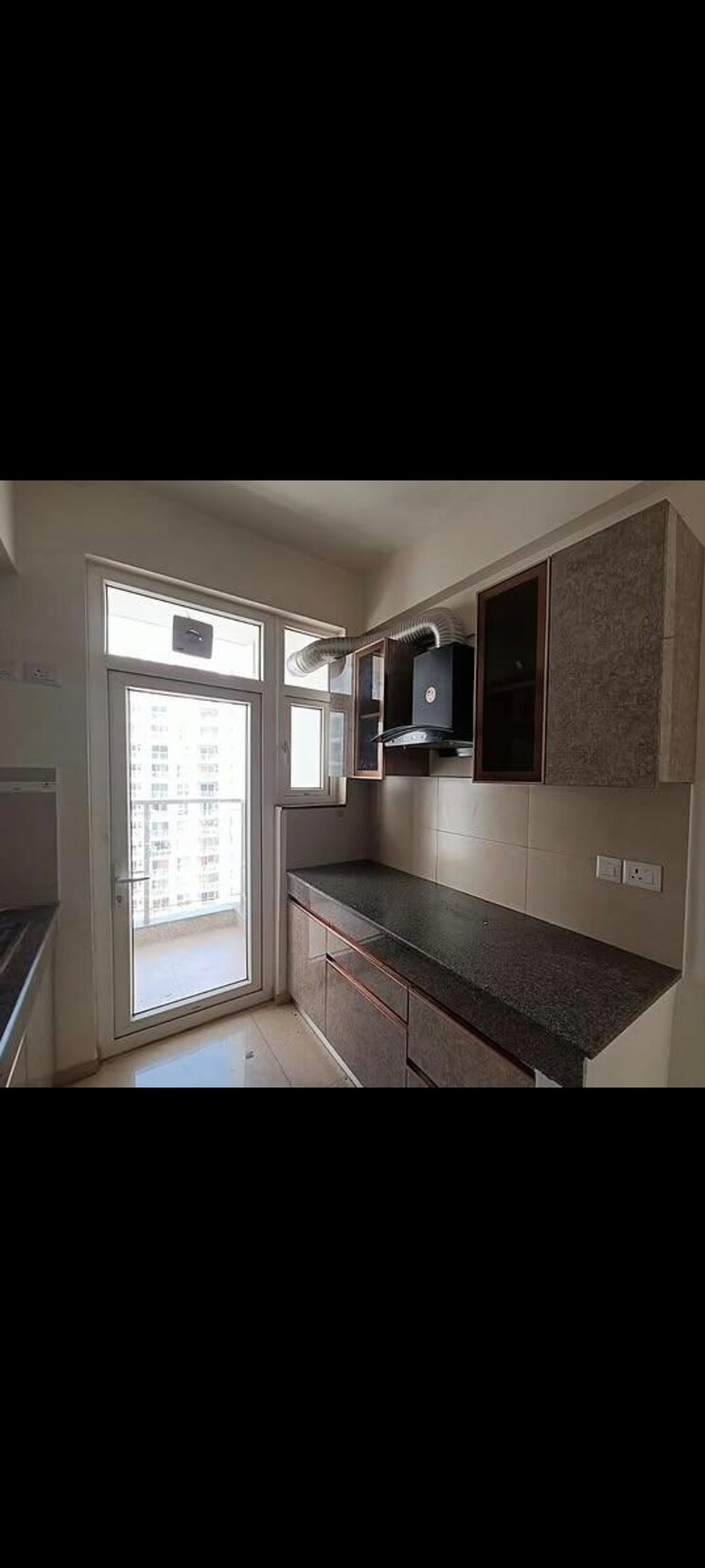 Kitchen, tata-la-vida 3 Bedroom 1579 Sq.Ft. Apartment In Sector 113 Gurgaon 8996023