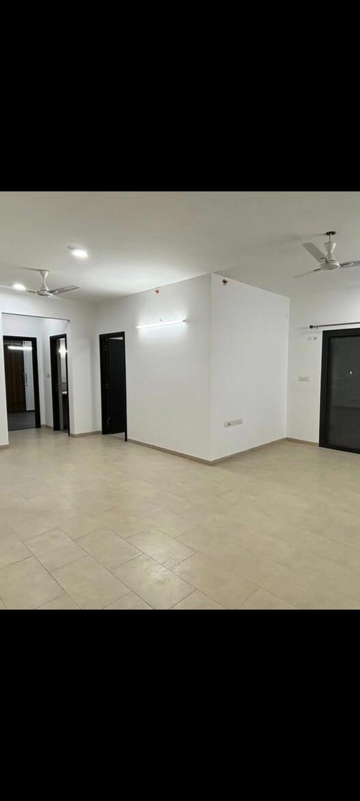 3 BHK + Servant Room Apartment For Rent in Sobha City Gurgaon