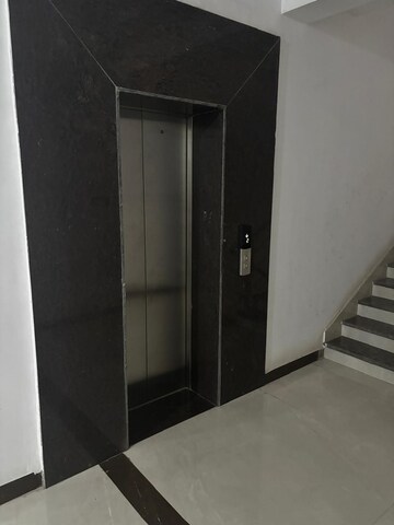 Lift in 3 BHK Apartment at Kanke – for Sale