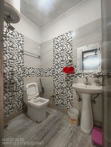 Bathroom in 1 BHK Builder Floor at Ignou Road – for Rent