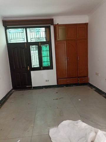 Room in 6+ BHK Independent House at RWA Apartments Sector 41, Sector 41 – for Sale