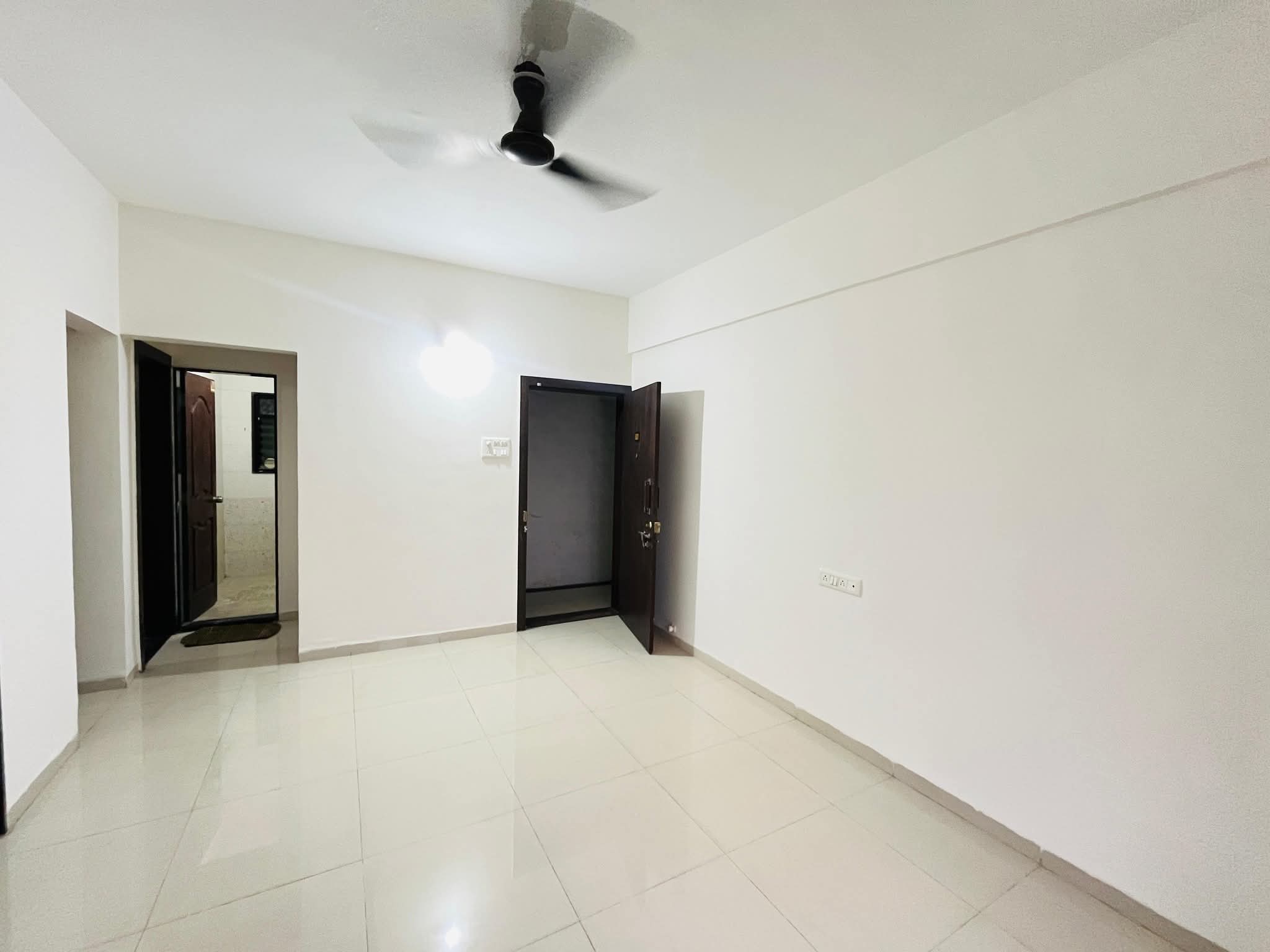 1 BHK + Pooja Room Apartment For Rent in Shreeram Heights 