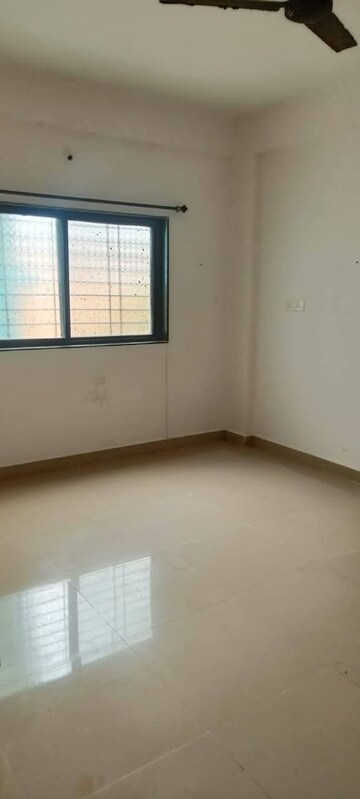 Room in 2 BHK Apartment at Ganga Sarovar, Wadgaon Sheri – for Rent