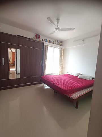 Bedroom in 2 BHK Apartment at Om Shriniwas Venkatesh Classic, Hadapsar – for Rent