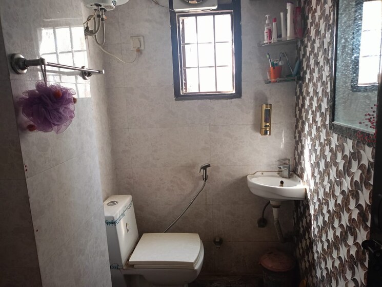 Bathroom, mehrauli 2 Bedroom 900 Sq.Ft. Builder Floor In Mehrauli Delhi 8996072