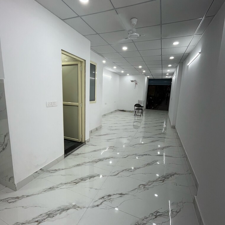 undefined, khirki extension Commercial Shop 600 Sq.Ft. In Khirki Extension Delhi 8996493