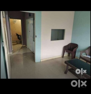 Bedroom in  Office Space at Gomti Nagar – for Rent