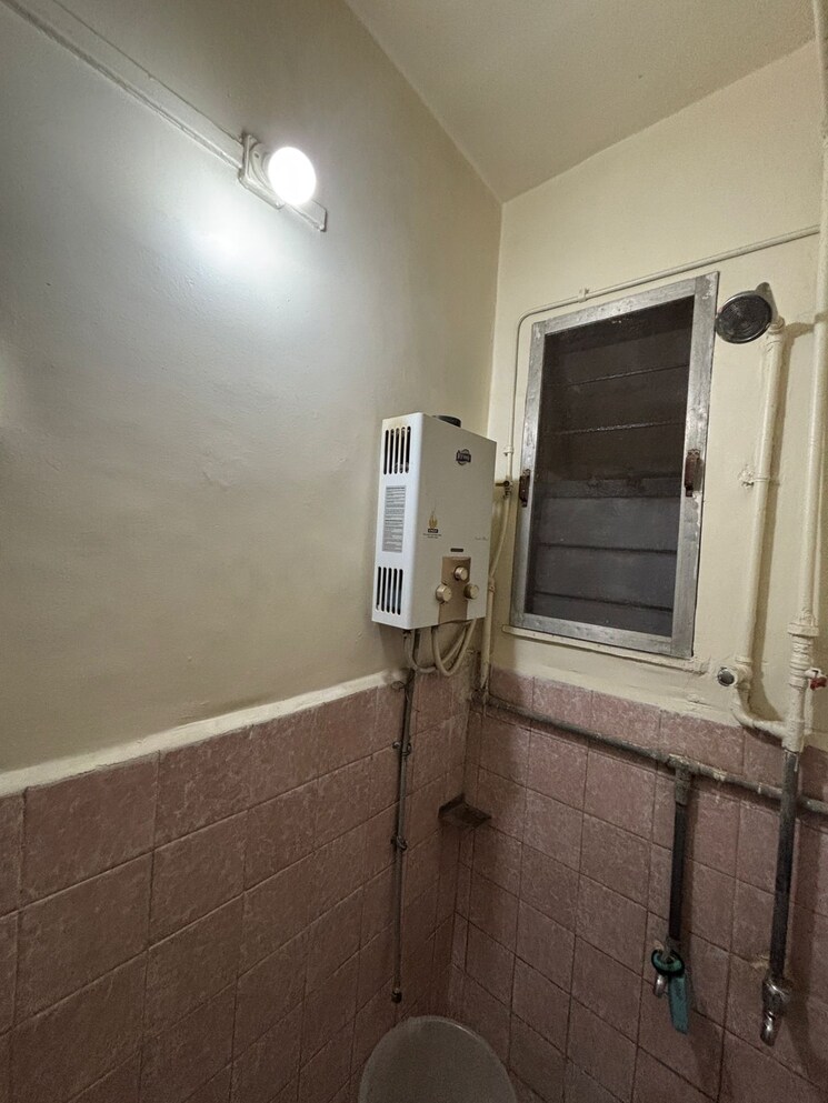 Bathroom, wadgaon sheri 1 Bedroom 635 Sq.Ft. Apartment In Wadgaon Sheri Pune 8996078