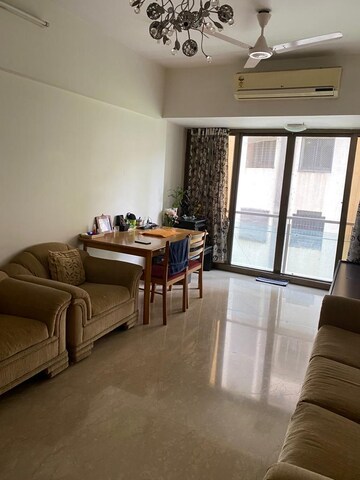 2 BHK Apartment For Rent in Sannidhi Apartment, Khar West